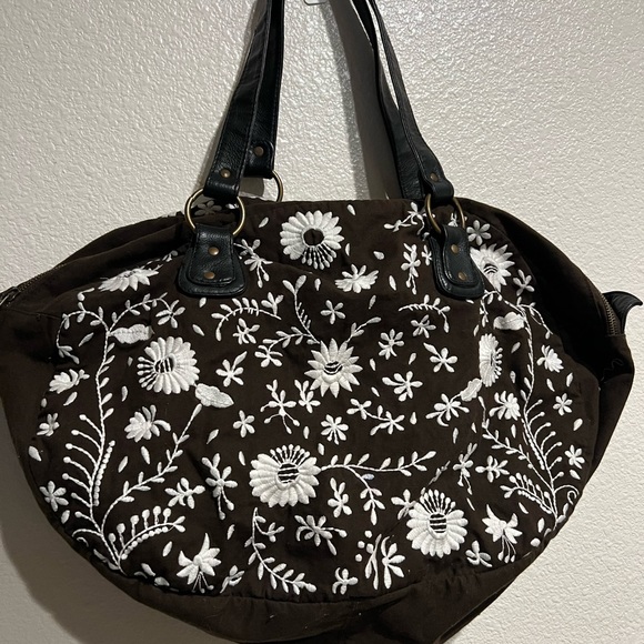 Handbags - Embroidered duffel‎ bag